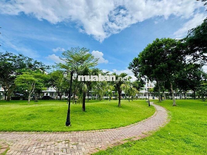 Cho thuê căn góc Lovera Park  – 159,5m2 – 1 trệt 2 lầu – giá 12 triệu