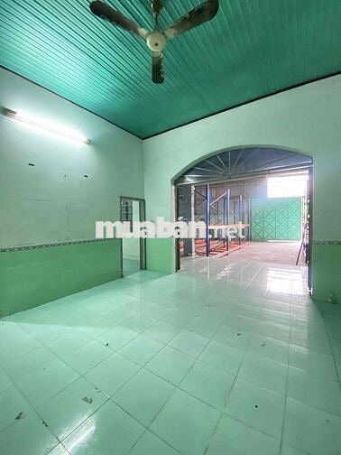 Cho thuê kho, xưởng 380m2 đường xe conten