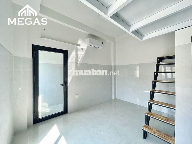Căn hộ mới.Full nội thất gần chợ Hoàng Hoa Thám.Trống sẵn ở liền