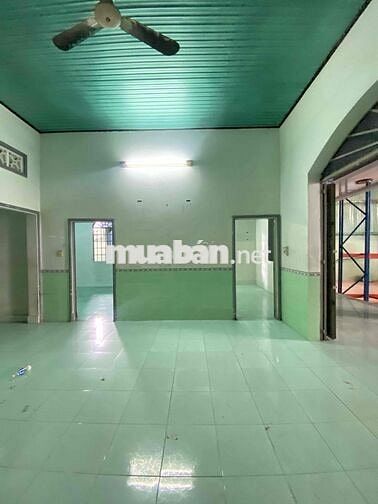 Cho thuê kho, xưởng 380m2 đường xe conten