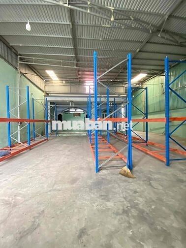 Cho thuê kho, xưởng 380m2 đường xe conten