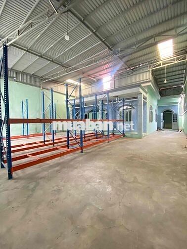 Cho thuê kho, xưởng 380m2 đường xe conten