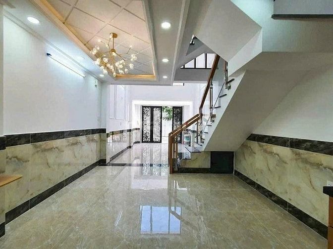 Ban nhà 4 lầu đường 1 long trường 5 tỷ 5