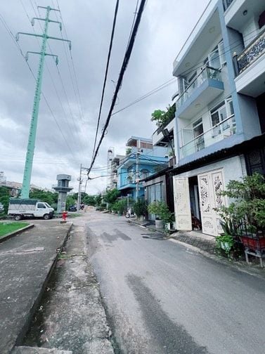 Bán nhà Nguyễn Sơn Q.Tân Phú - 4,8m x 14,2m - 4 tầng - 11,5 tỉ