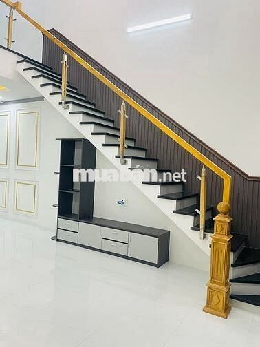 Bán GẤP, Nhà Trệt Lửng, Sổ Hồng, 2 tỷ cuối Lê Đình Cẩn