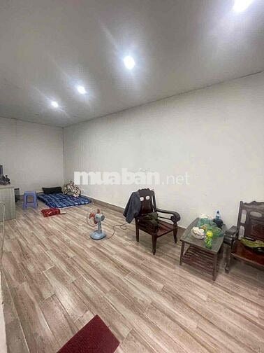 Cho thuê xưởng đẹp có sẵn 3F,văn phòng,đường xe cont,Thiện Tân
