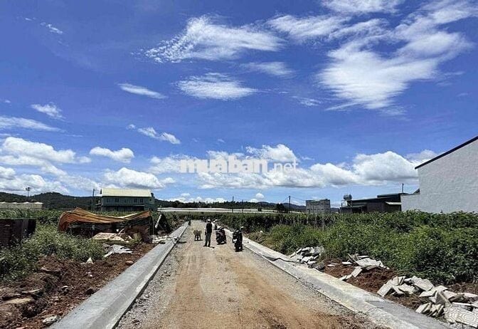 BÁN LÔ ĐẤT 2 MẶT TIỀN - TRUNG TÂM THỊ TRẤN THẠNH MỸ - VEN ĐÀ LẠT 🍀