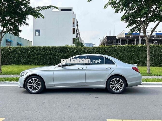 Mercedes Benz C200 Sản xuất 2016
