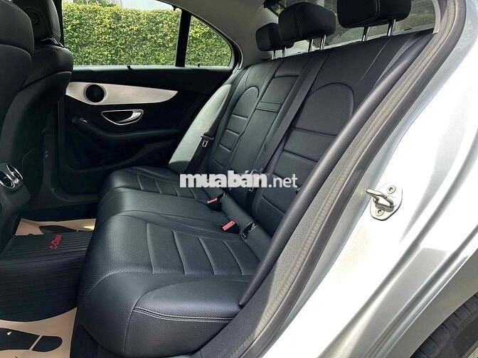 Mercedes Benz C200 Sản xuất 2016