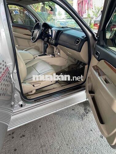 Ford Everest 2011 Limited 4x2 - 114000 km