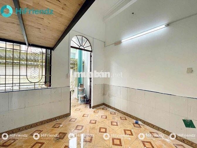 CHO THUÊ PHÒNG TRỌ – BAN CÔNG THOÁNG MÁT – GIÁ 4,3 TRIỆU/THÁNG