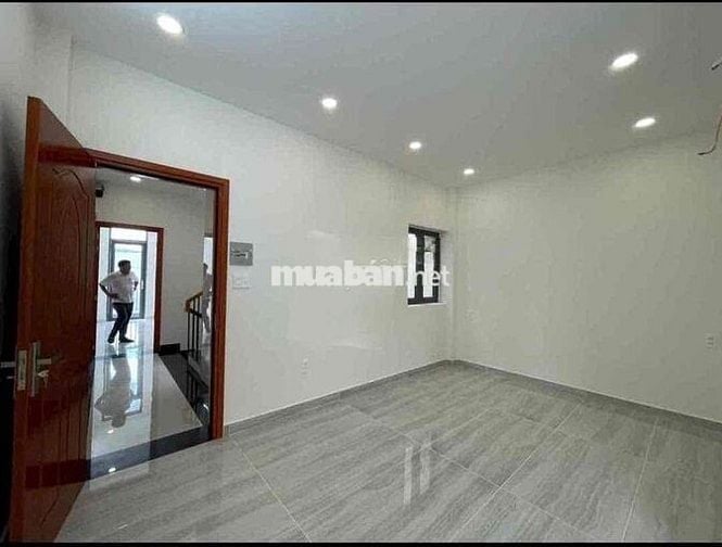CÓ THANG MÁY, MỚI 100%, GẦN KHU TÊN LỬA