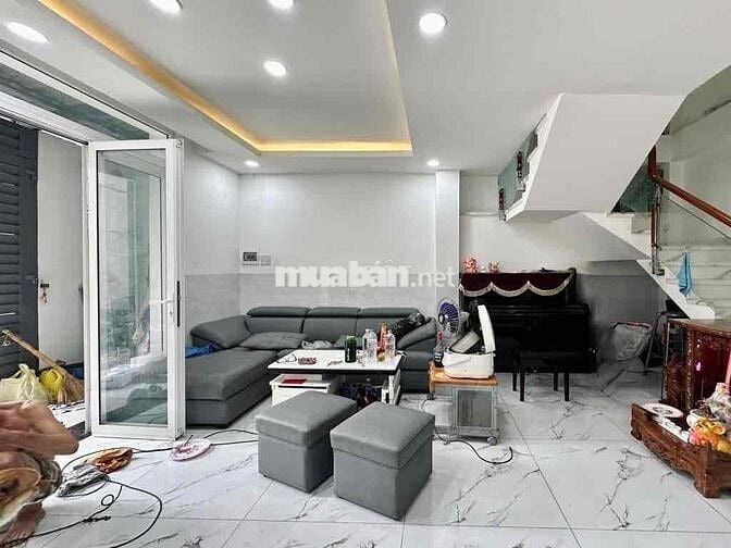 CÁCH MẶT TIỀN ĐƯỜNG NGUYỄN VĂN ĐẬU 10m ,Nhà mới xây ,chiều ngang lớn
