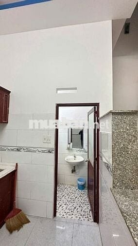 Bán nhà riêng giá siêu hời tại Nguyễn Văn Bứa, 785 triệu, 34m2