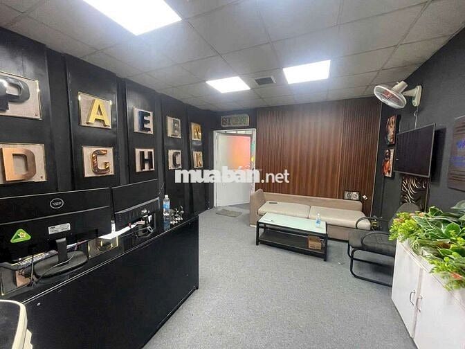 Cho thuê kho DT: 8 x 18m² gác Lửng. Điện 3pha  giá 18Tr