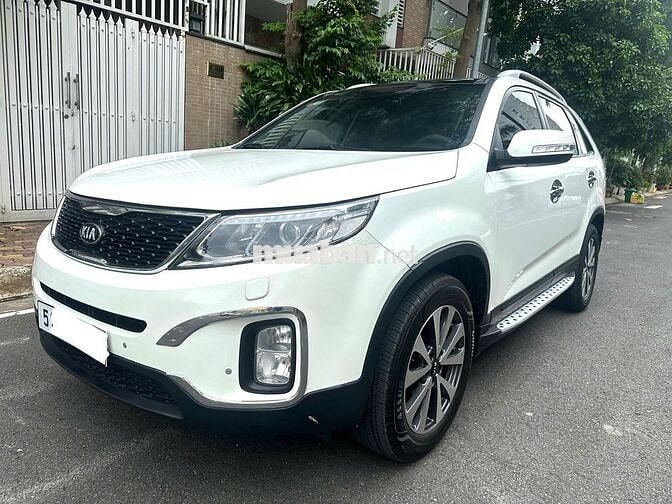 Bán xe Sorento 2014 GATH,bản new,cửa sổ trời