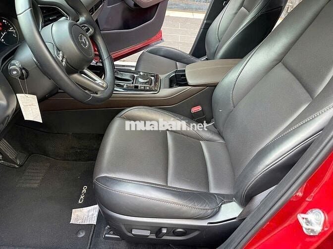 Mazda CX-30 2022 Premium 2.0 AT - 29500 km