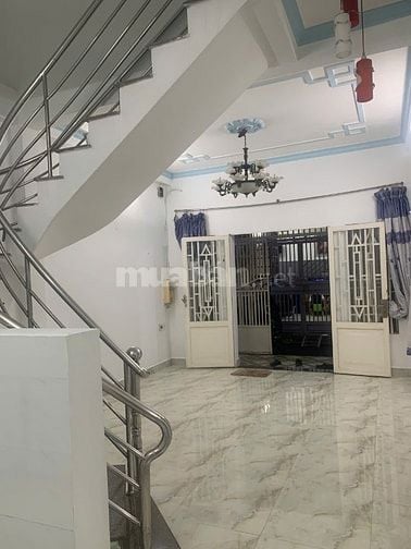 nhà mới 6x111 lầu 2pn  Lưu  Lê Văn Thọ gv