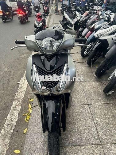 Honda SH 150 2015 mới 90% Bstp chính chủ