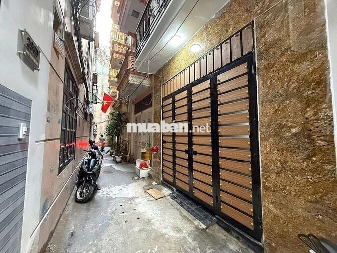 CHÍNH CHỦ BÁN CHDV TRUNG TÂM ĐỐNG ĐA 50M2 7 TẦNG THANG MÁY 11 PHÒNG