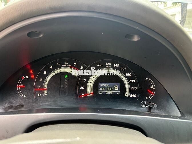 Toyota Camry 2.4G AT Model 2009 ODO 88.000km