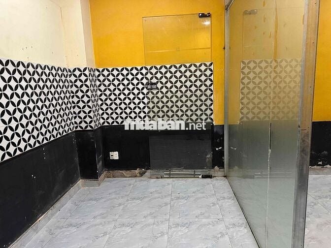Mặt Bằng Mặt Tiền Điện Biên Phủ Chỉ 15tr/tháng