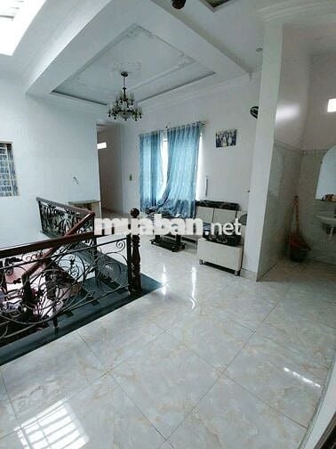 NHÀ 1 TRỆT 1 LẦU – 5.15x32 – MẶT TIỀN ĐƯỜNG THÔNG, 4PN,  5 ĐỒNG TL