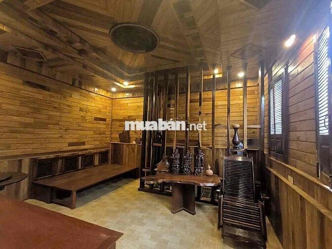 Cho thuê nhà Metro 1 trệt 2 lầu - đối diện Hoa viên