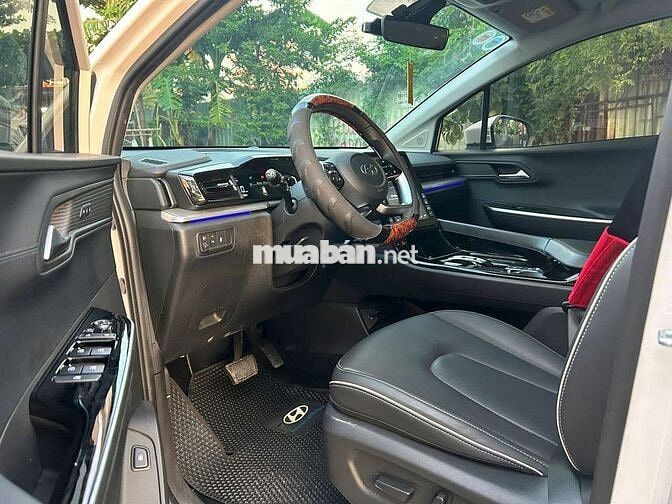HYUNDAI CUSTIN 2.0T CAO CẤP 2024 LƯỚT 11K