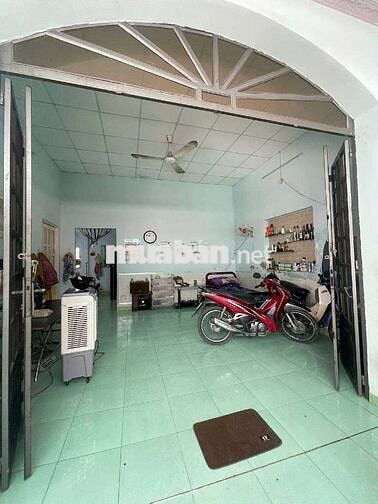 Nhà cấp 4 ngang 8×11 sát mặt tiền đường nhỉnh 3 tỷ khu chợ bà hom