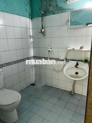 Cho thuê căn hộ 2MT ngay góc B1.3 Vĩnh Lộc B, Bình Chánh,4tr