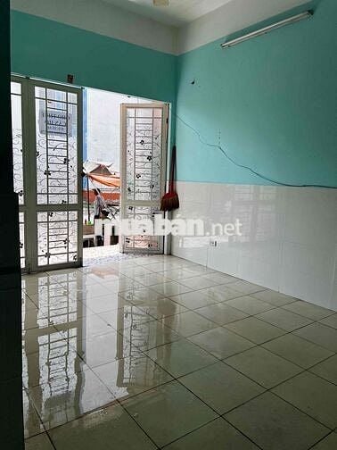 Cho thuê căn hộ 2MT ngay góc B1.3 Vĩnh Lộc B, Bình Chánh,4tr