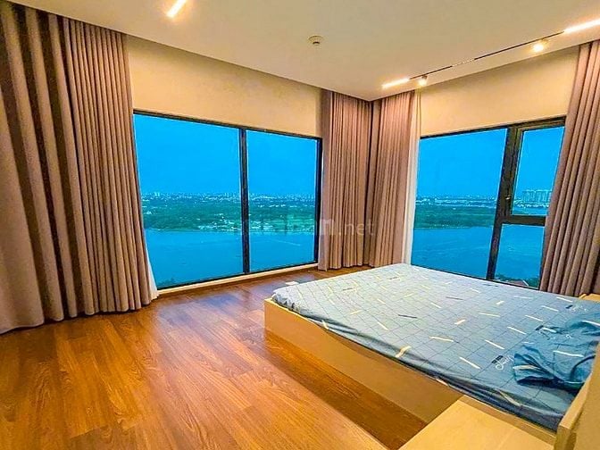 Bán gấp căn Penthouse D’Edge Thảo Điền gồm 2 tầng 4 phòng ngủ 412m2