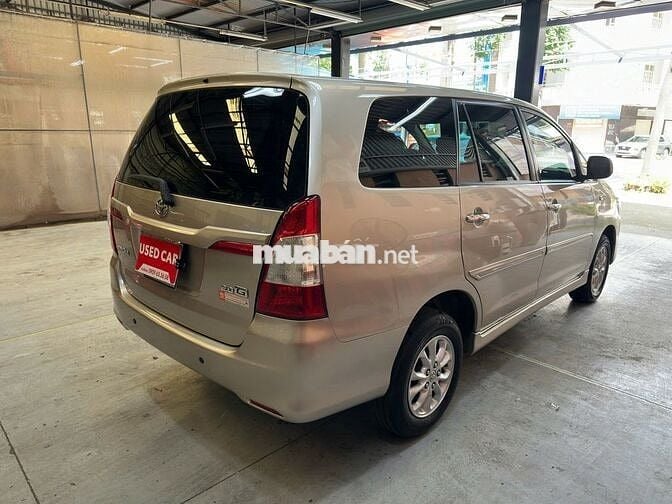 Toyota Innova 2014 2.0G - 275000 km