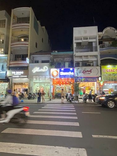 BÁN NHÀ HẺM XE HƠI 339 LÊ VĂN SỸ , QUẬN 3 . DT: 5X20, GIÁ: 27 TỶ 500
