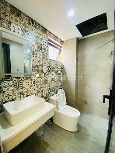 BÁN NHÀ LÔ GÓC PHỐ PHÙNG KHOANG,NHÀ MỚI 5TẦNG,OTO ĐỖ CỬA,GIÁ 11,2tỷ