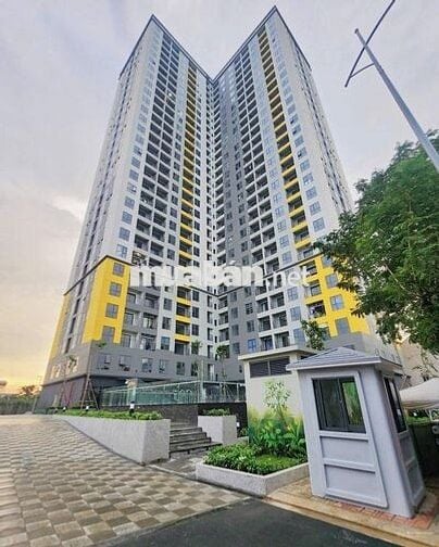 Giỏ hàng Tháng 10 trống căn 2PN Bcons Sala có sẵn máy lạnh, nước nóng