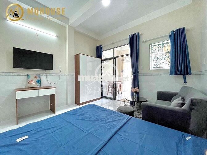 CHO THUÊ 1 PHÒNG NGỦ TRỐNG SẴN BAN CÔNG THOÁNG NGAY TOÀ NHÀ VIETTEL Q3