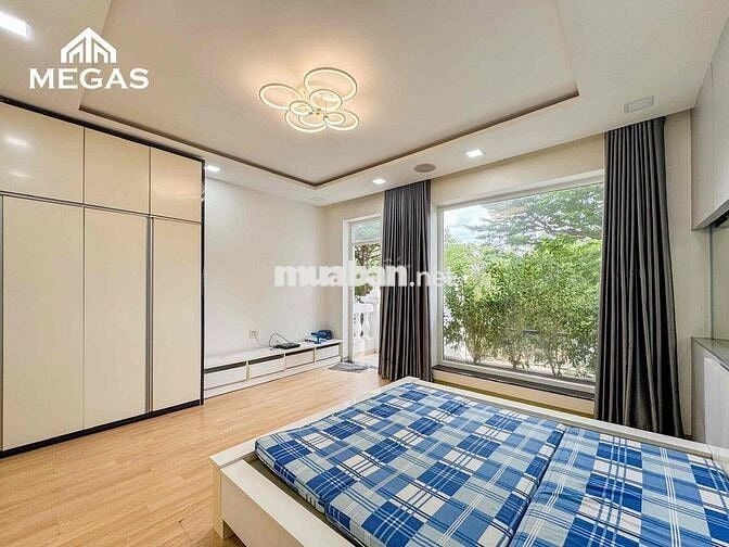 Cho Thuê Nhà Nguyên Căn 5PN 5WC Thoáng Mát Ngay CityLand Center Hills