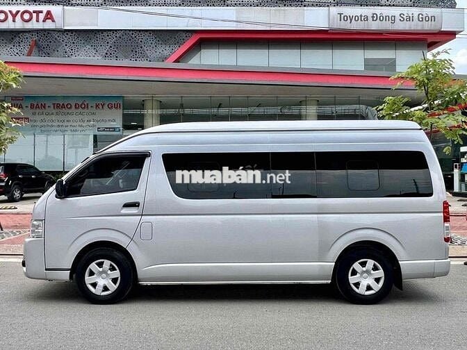 Bán Hiace dầu 3.0 2018 - Xe bảo dưỡng full hãng