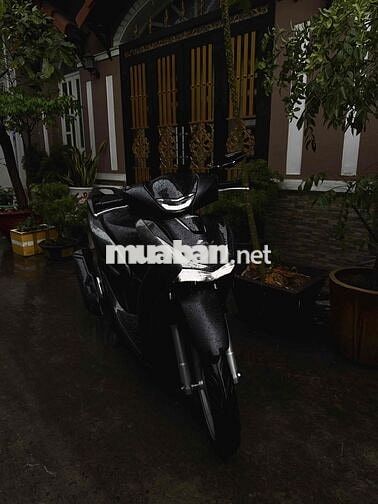 Honda Sh150 2021 xám đen chính chủ đẹp keng.