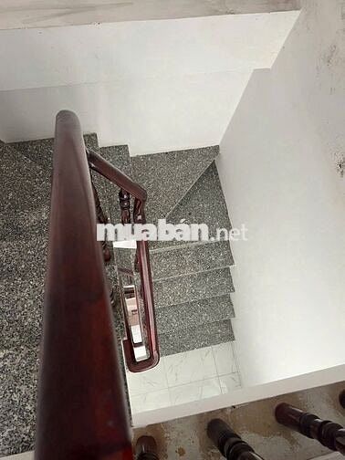 Bán nhà hẻm 3m đường Bùi Tư Toàn