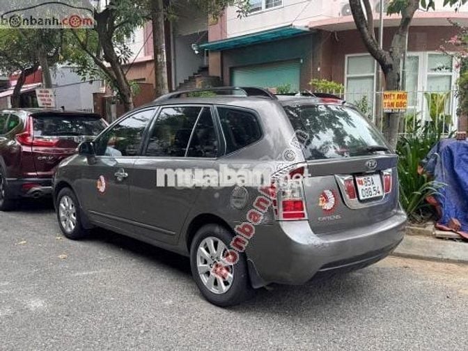 Kia Carens LX 1.6 MT 2010