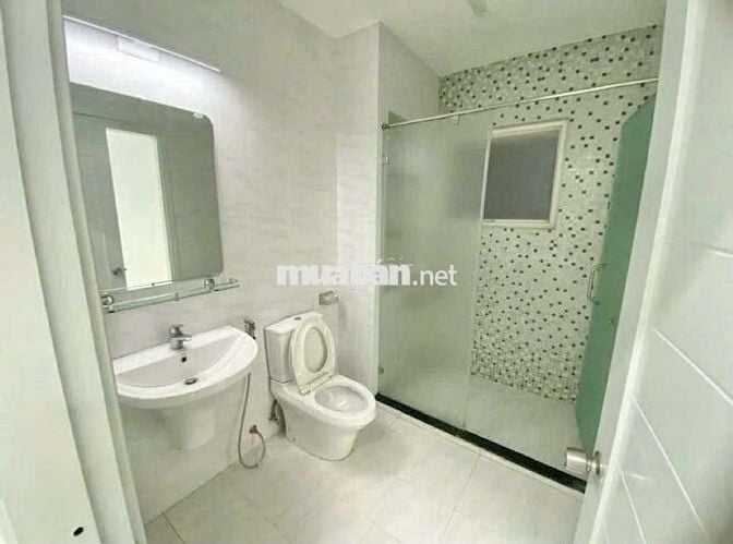 Nhà 1 Trệt 1 Lửng 3 Lầu 6x20m Mặt Tiền Khu Phú Mỹ Hưng Q.7