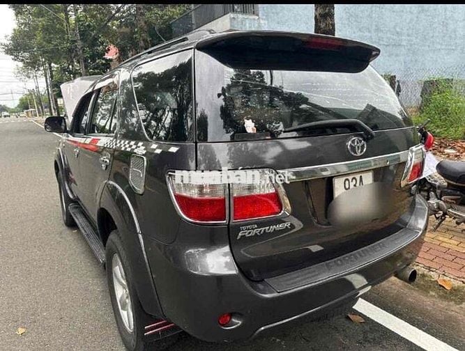 Toyota Fortuner 2009 - 185000 km