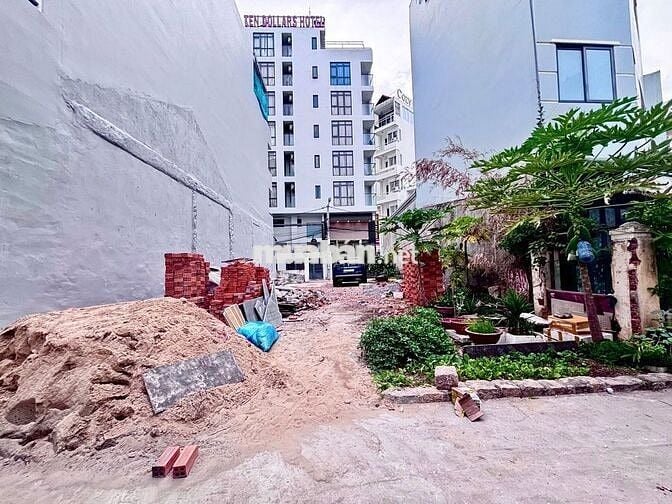 Lô đất 2 mặt tiền đẹp đường oto rộng khu phố tây Tuệ Tĩnh Nha Trang