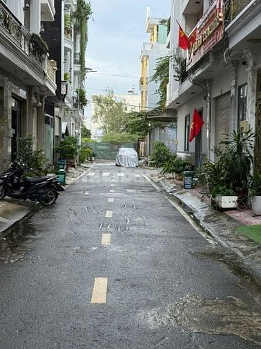 Bán Nhà 151/34 Liên Khu 45,BHHB,Bình Tân DT:6-10m2 4lầu 4Pn 5ty Nhỉnh