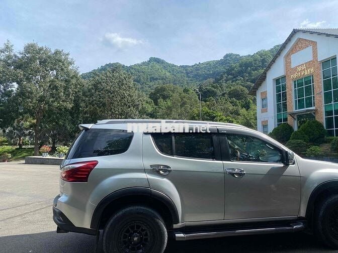 Isuzu Mu X 2019 1.9 4X2 AT - 190000 km