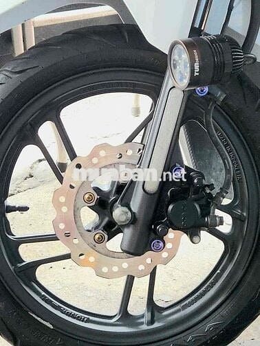 xe vario 150cc zin cứng