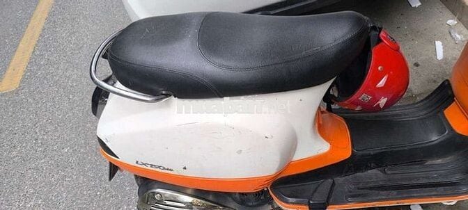 Piaggio Vespa LX ie 150cc - Biển HN